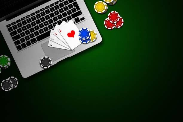 Three Card Poker table showing Ante and Play betting spots